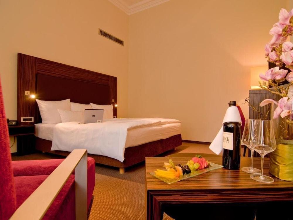 רגנסבורג Herzogshof - Boutique-Hotel Am Dom מראה חיצוני תמונה