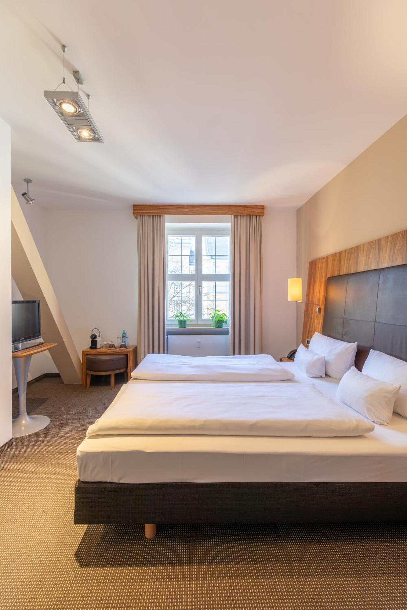 רגנסבורג Herzogshof - Boutique-Hotel Am Dom חדר תמונה